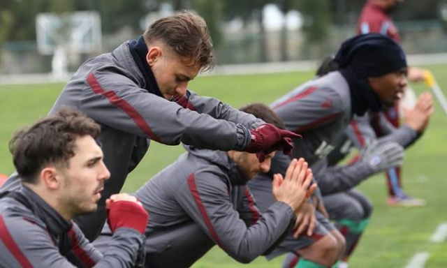 Trabzonspor Fenerbahçe maçı hazırlıklarına başladı. Foto Haber 3