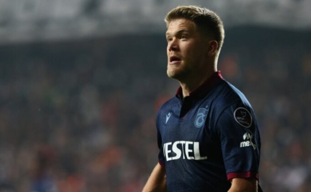 Cornelius'tan Sörloth itirafı: Gelmeden görüştüm. Foto Haber. 2