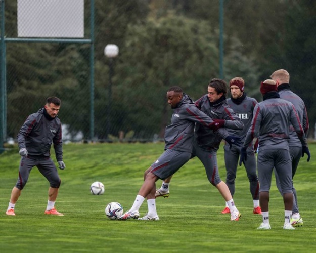 Trabzonspor Göztepe'ye hazırlanıyor. Foto Galeri 10