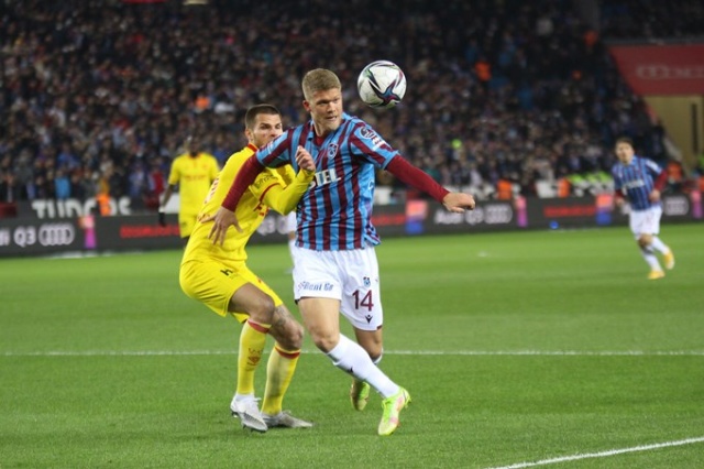 Trabzonspor 4-2 Göztepe / Maçtan kareler. Foto Haber 48