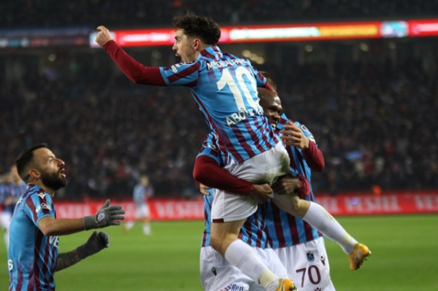 Trabzonspor 4-2 Göztepe / Maçtan kareler. Foto Haber 43
