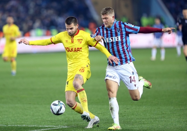 Trabzonspor 4-2 Göztepe / Maçtan kareler. Foto Haber 30