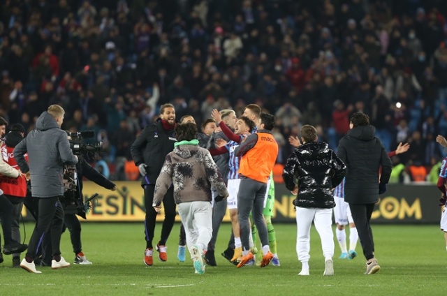 Trabzonspor 4-2 Göztepe / Maçtan kareler. Foto Haber 42