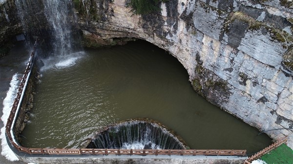 Çal Mağarası..Trabzon'da 8 milyon yılda oluşan gizli cennet. Foto Haber 2