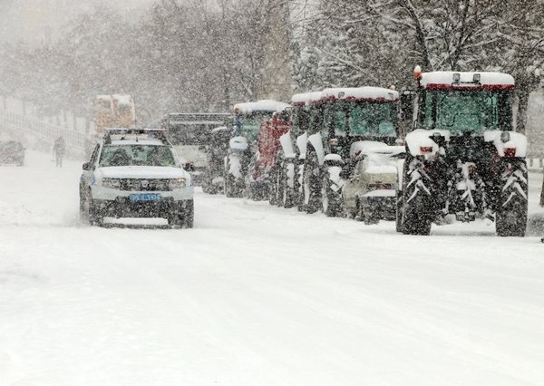 Orta ve Doğu Karadeniz'de kar esareti. Foto Haber 34