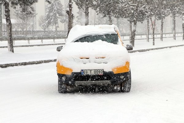 Orta ve Doğu Karadeniz'de kar esareti. Foto Haber 39