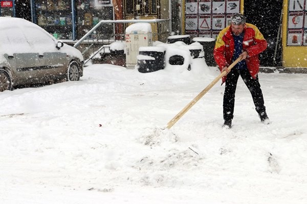 Orta ve Doğu Karadeniz'de kar esareti. Foto Haber 40