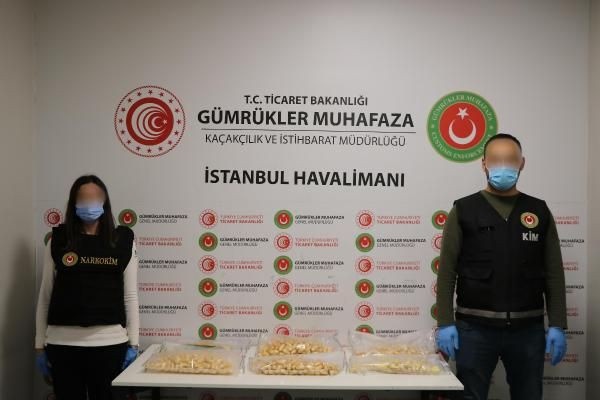 7 yolcunun midesinden 11 kilo kokain çıktı. Foto Haber 3
