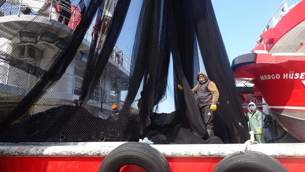 Trabzon'da balıkçılardan erken paydos. Foto Haber 4