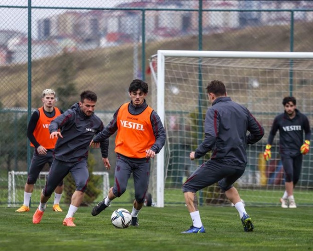 Trabzonspor Beşiktaş hazırlıklarını sürdürüyor. Foto Galeri 20