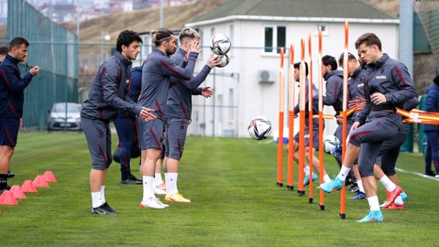 Trabzonspor Beşiktaş hazırlıklarını sürdürüyor. Foto Galeri 33