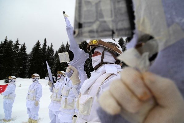 Doğu Karadeniz yaylalarının güvenliği komandolara emanet. Foto Haber 17