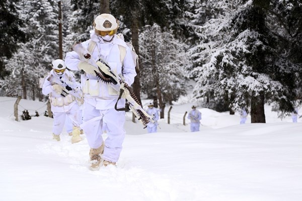 Doğu Karadeniz yaylalarının güvenliği komandolara emanet. Foto Haber 25