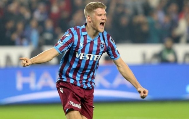 Cornelius'tan Trabzonspor itirafı! "Böylesini görmedim" Foto Galeri 5