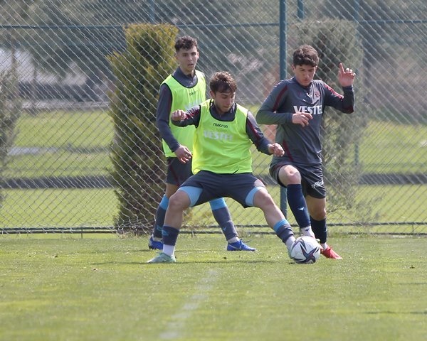 Trabzonspor'dan hazırlık maçı. Foto Haber 5
