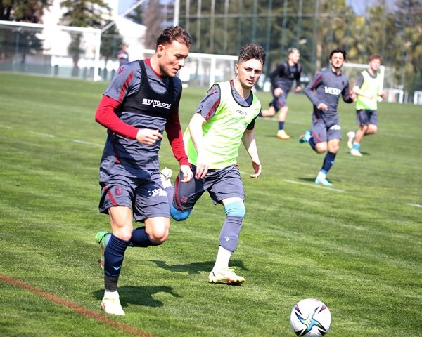 Trabzonspor'dan hazırlık maçı. Foto Haber 17