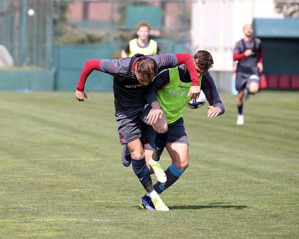Trabzonspor'dan hazırlık maçı. Foto Haber 12