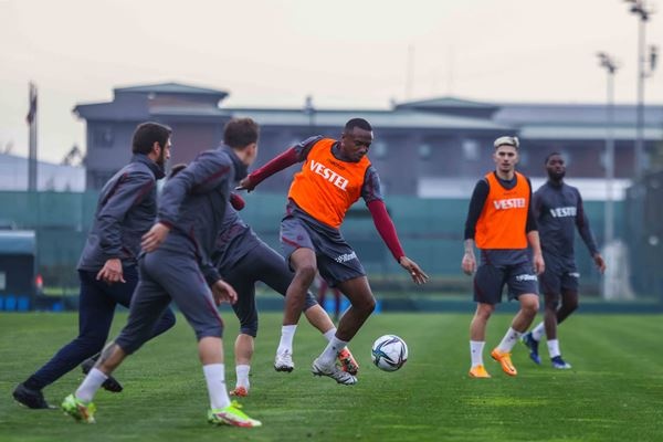 Trabzonspor Beşiktaş maçı hazırlıklarını sürdürüyor. Foto Haber 15