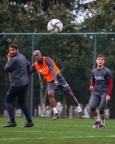 Trabzonspor Beşiktaş maçı hazırlıklarını sürdürüyor. Foto Haber 32