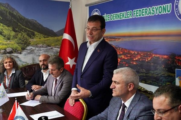 Rizelilerle buluşan İmamoğlu; “Yeterince kutuplaşıyoruz, derneklerimiz özgür olmalı”Foto haber 7