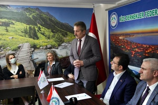 Rizelilerle buluşan İmamoğlu; “Yeterince kutuplaşıyoruz, derneklerimiz özgür olmalı”Foto haber 5