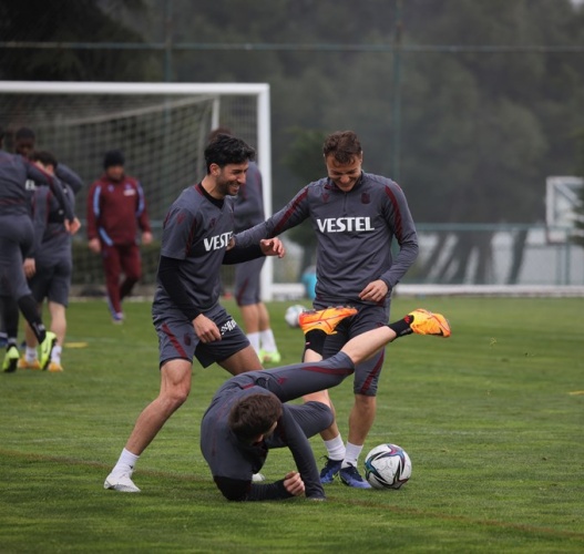 Trabzonspor Gaziantep hazırlıklarını tamamladı. Foto Galeri 13