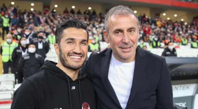 Trabzonspor maçında çılgınca sevinmişti! Nedenini anlattı. Foto Haber 6