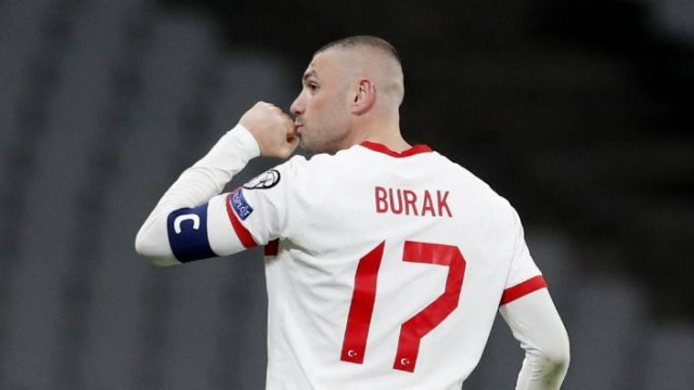 Burak Yılmaz'dan İstanbul takımlarına ters köşe! Beşiktaş ve Galatasaray derken... Foto Haber 2