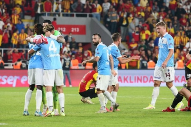 Trabzonspor devleri solladı. Foto Haber 2