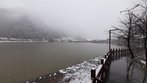 Uzungöl’de Nisan ayında kar sürprizi. Foto Galeri 4