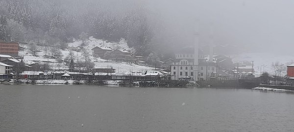 Uzungöl’de Nisan ayında kar sürprizi. Foto Galeri 3