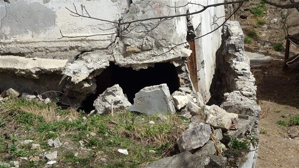 Trabzon'da bir mahalle santim santim kayıyor! 150 ev tehdit altında. Foto Galeri 5