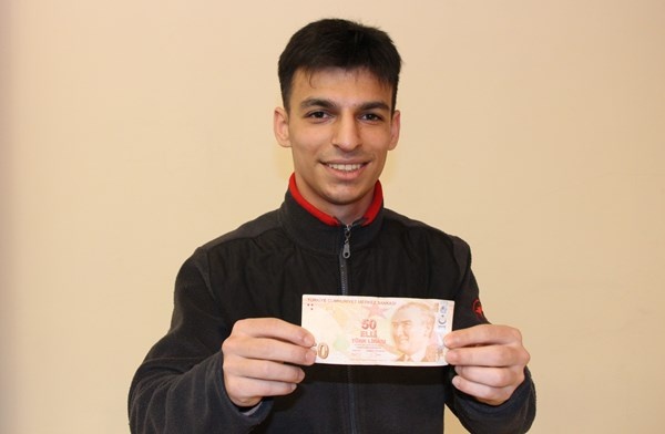 Rize'de 50 liraya en az 75 bin TL istiyor. Foto Haber 6