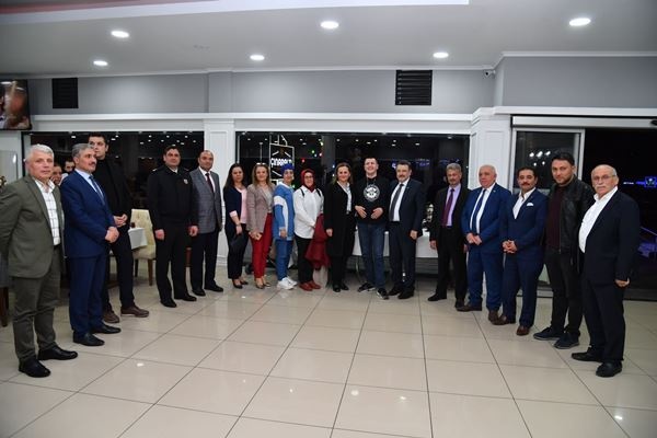 Başkan Genç, şehit aileleriyle iftarda buluştu. Foto Haber 4