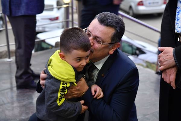 Başkan Genç, şehit aileleriyle iftarda buluştu. Foto Haber 3