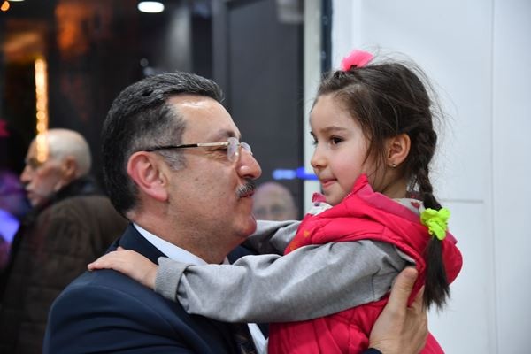 Başkan Genç, şehit aileleriyle iftarda buluştu. Foto Haber 5