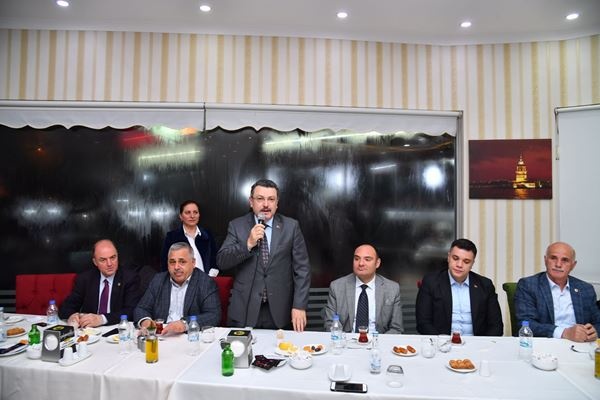 Başkan Genç’ten muhtarlara iftar! Foto Haber 9