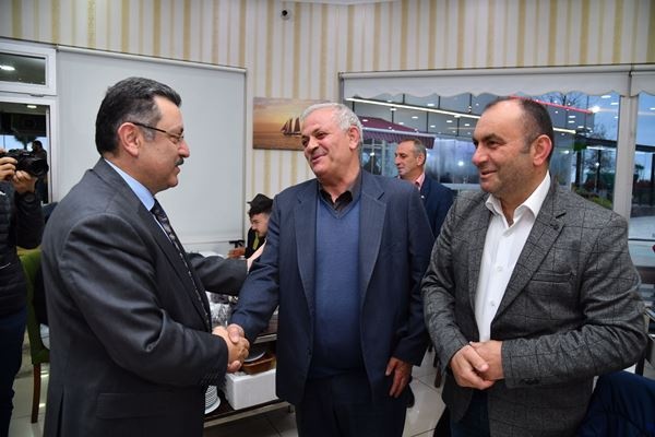 Başkan Genç’ten muhtarlara iftar! Foto Haber 4