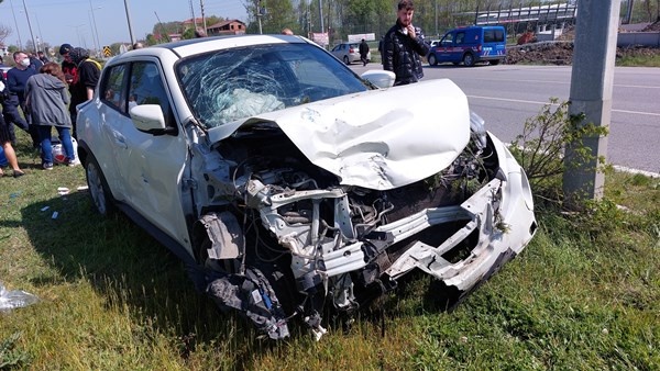 Samsun'da öğretmenler okul dönüşü kaza yaptı: 5'i öğretmen 6 yaralı. Foto Haber 4