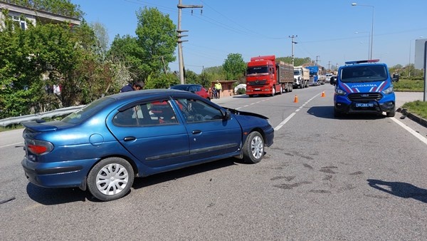 Samsun'da öğretmenler okul dönüşü kaza yaptı: 5'i öğretmen 6 yaralı. Foto Haber 12