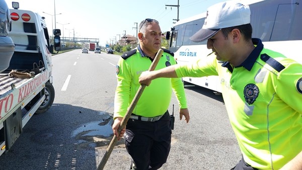 Samsun'da öğretmenler okul dönüşü kaza yaptı: 5'i öğretmen 6 yaralı. Foto Haber 5