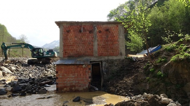 Trabzon'da afetin izleri siliniyor. Foto Galeri 17