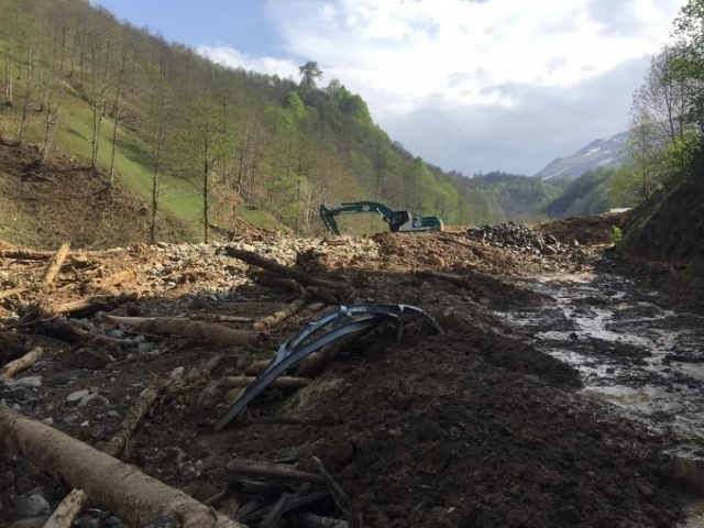 Trabzon'da afetin izleri siliniyor. Foto Galeri 5
