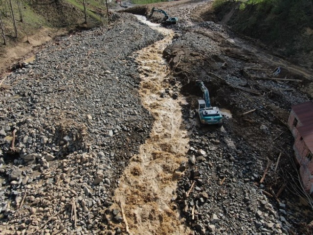 Trabzon'da afetin izleri siliniyor. Foto Galeri 8