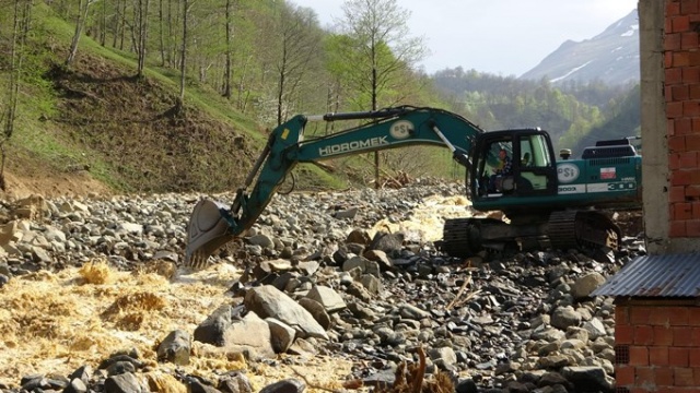 Trabzon'da afetin izleri siliniyor. Foto Galeri 9
