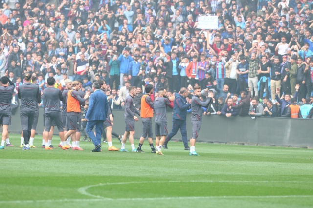 Trabzonspor'un antrenmanından muhteşem kareler. Foto Haber 16