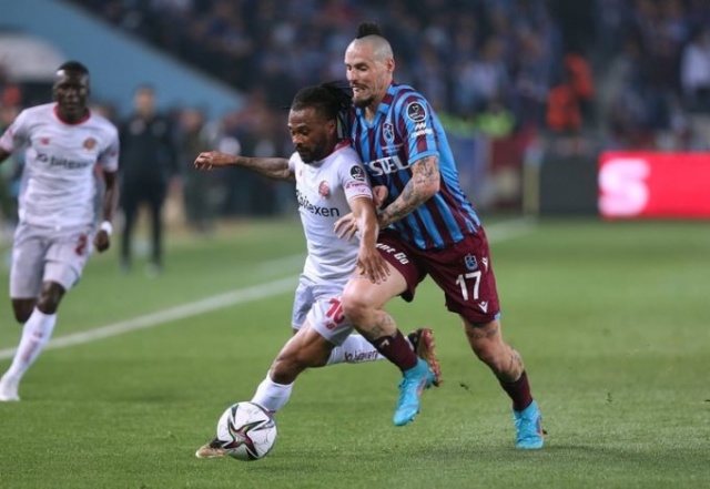 Trabzonspor Şampiyonlar Ligi'ne direkt katılacak mı? Foto Haber 7