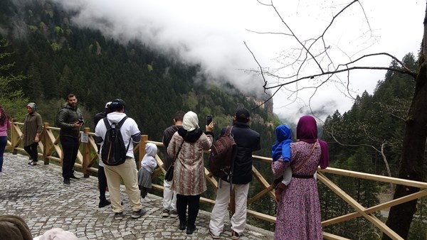 Sümela’ya bayramda ziyaretçi akını. Foto Haber 3