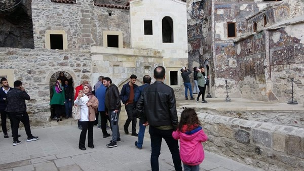 Sümela’ya bayramda ziyaretçi akını. Foto Haber 7