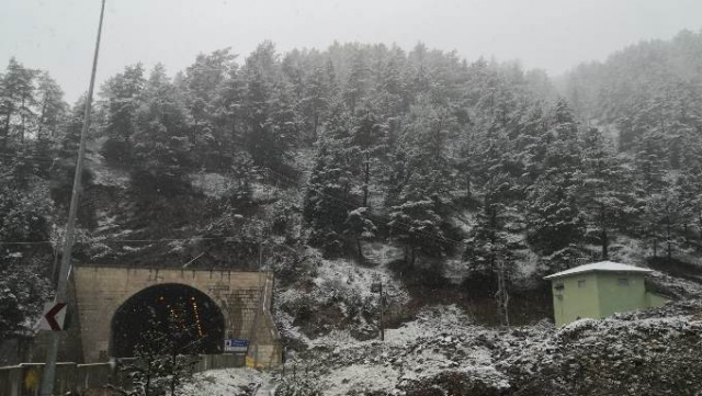 Mayıs ayında kar beyaza bürüdü. Foto Galeri 5